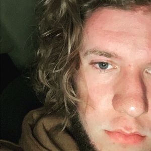 Meet your Posher, Cody